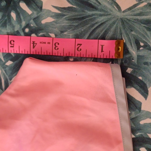 Pink running/athletic shorts - Picture 7 of 8